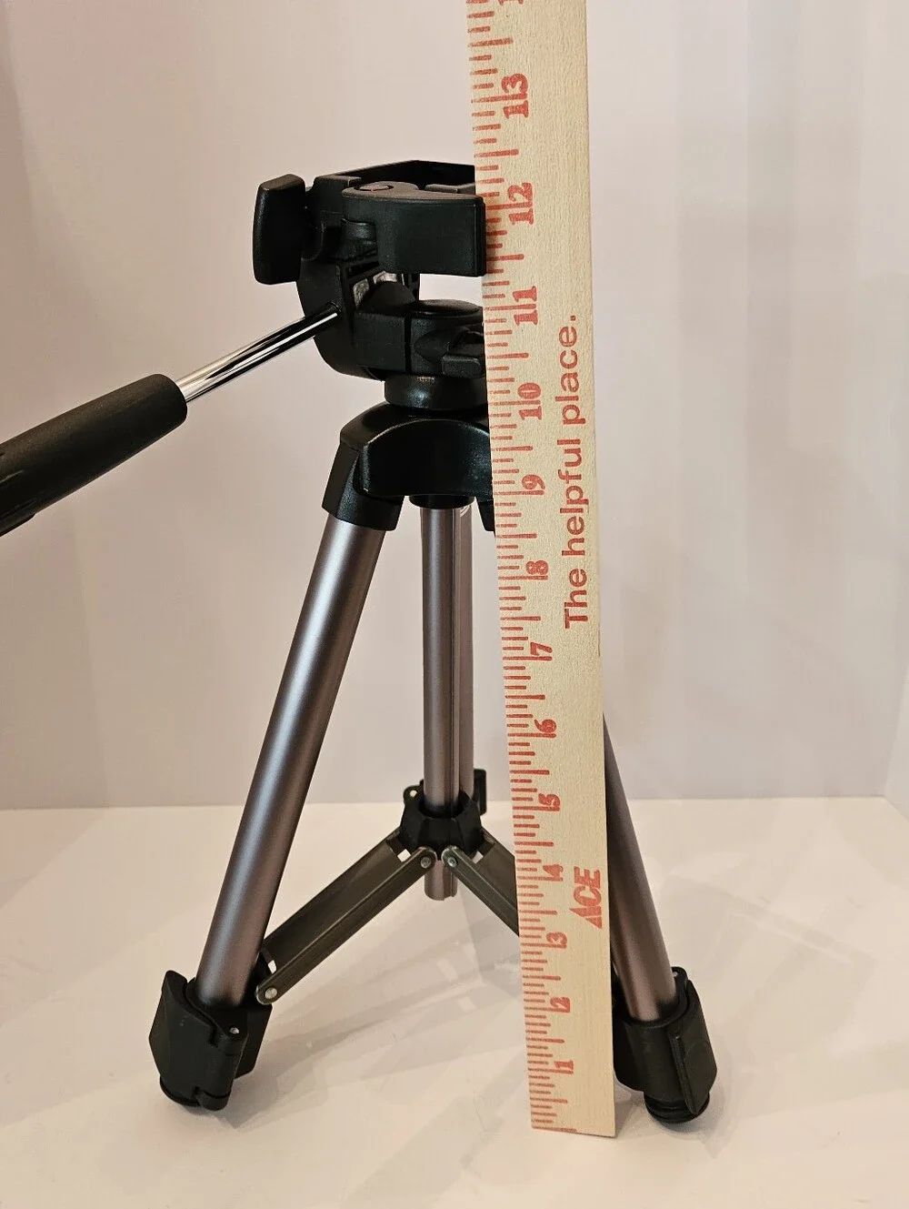Vanguard New Tourist 5 Camera Tripod With Case -- Compact Photo & Video Stand